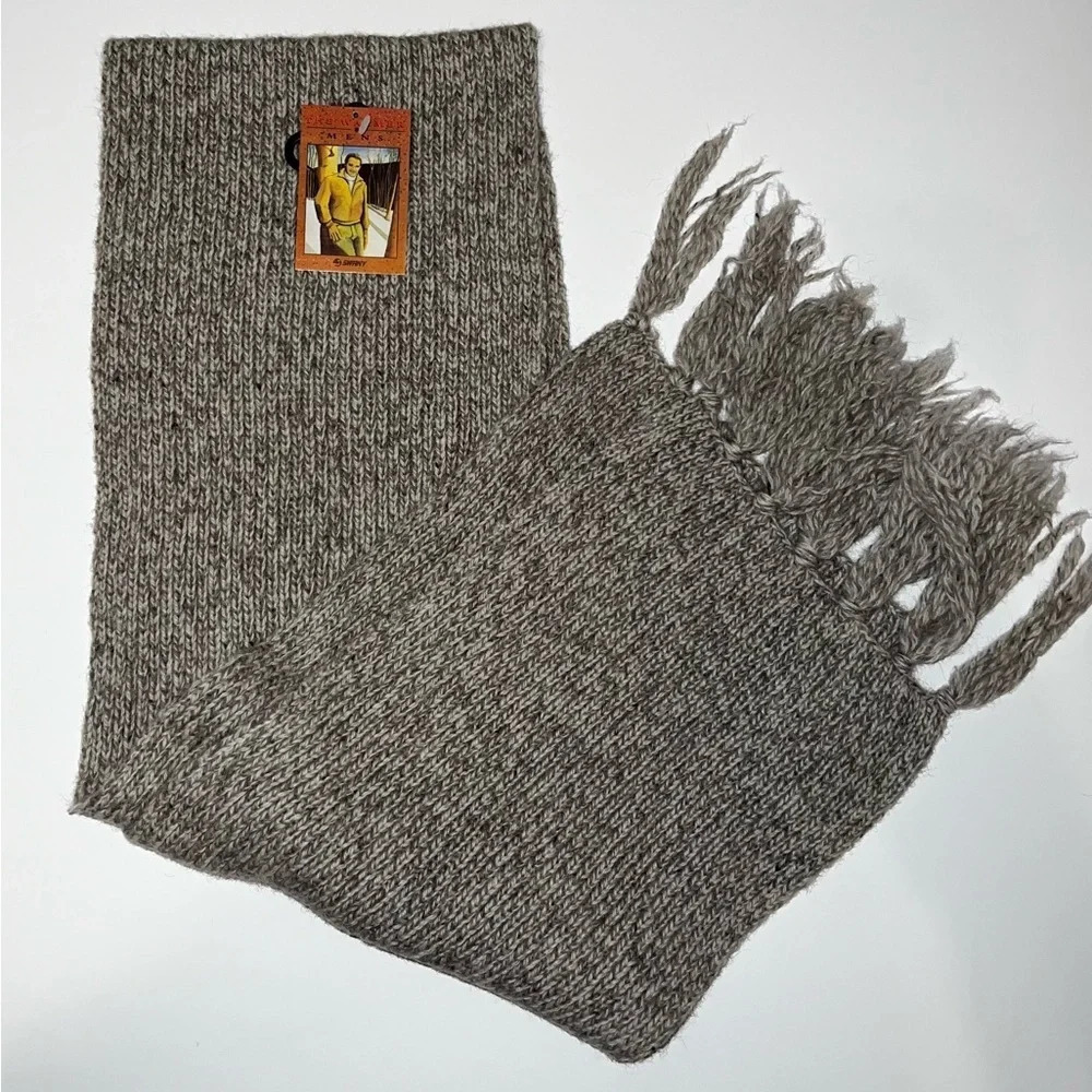 NWT Men’s “The Warmer” Scarf